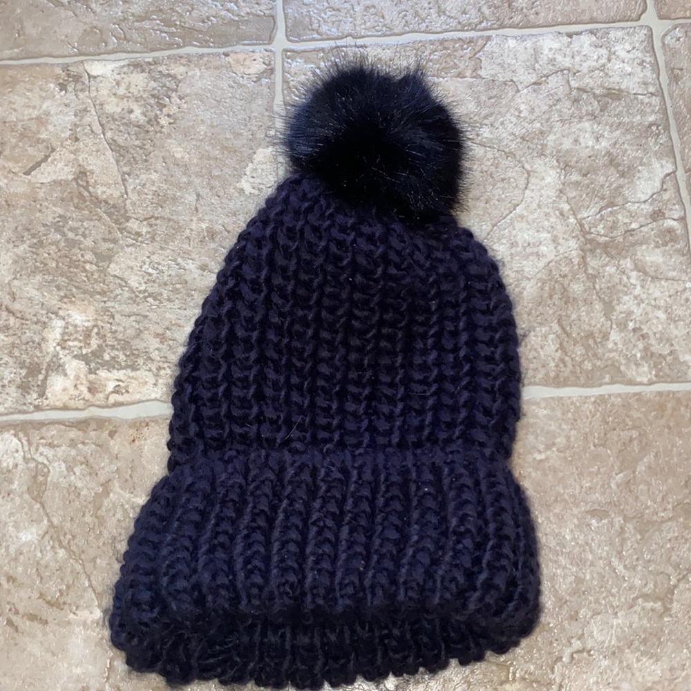 Pom Pom Beanie